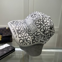 素敵なロエベLoewe帽