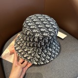 入手困難ディオールDior帽