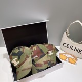 超話題!セリーヌCeline帽