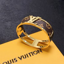 最新ルイヴィトンブレスレット