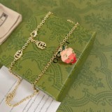 素敵なグッチネックレス