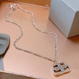 n級 おすすめバレンシアガ ネックレス