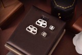 n級 おすすめバレンシアガ イアリング