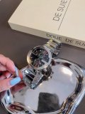 超話題!  グッチGUCCI n級品 クォーツランニング秒計時腕時計2色