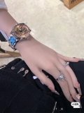 累積売上総額第１位！ Gucci グッチコピー G-Timelessシリーズw碗時計2色
