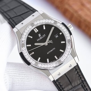 使い勝手良し ウブロHUBLOT  n級品 42 mmサイズは原装輸入ムーブメント