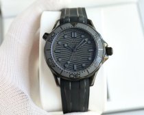 超奇跡の入荷☆ オメガ 激安偽物 海馬300メートル潜水腕時計