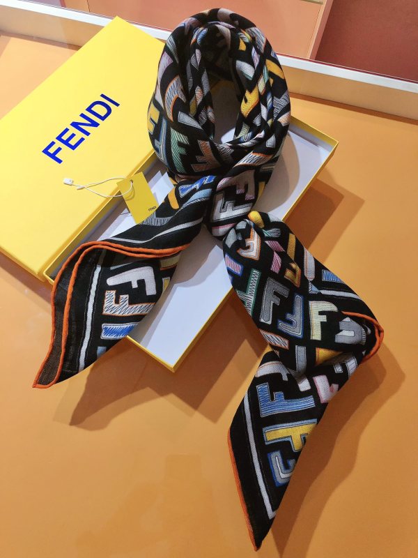 【限定】Fendi フェンディn級品 レディースビロードのスカーフ