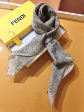 稀少 Fendi フェンディ 激安通販 レディースビロードのスカーフ