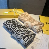 新作 Fendi フェンディ 激安偽物 レディース マフラー