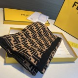 【限定】Fendi フェンディ 偽物通販 両面 マフラー