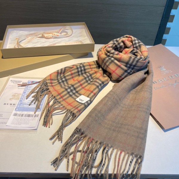 使い勝手良し Burberryバーバリー 激安偽物 両面カシミヤマフラー