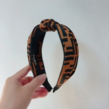一目惚れ♪ フェンディ スーパーコピー レディース カチューシャ