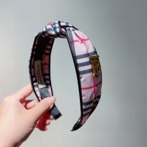 累積売上総額第１位！Burberryバーバリー n級品 レディース カチューシャ