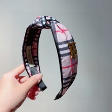 累積売上総額第１位！Burberryバーバリー n級品 レディース カチューシャ