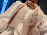 【話題商品！】Burberryバーバリー n級品 レディースマフラー