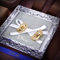 入手困難 Dior ディオール コピー レディース イアリング