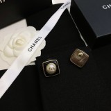 超奇跡の入荷☆ Chanelシャネル 偽物通販レディースイアリング2色