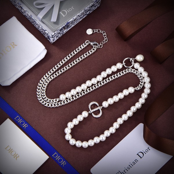 高品質 Dior ディオール コピーおすすめ レディース  ネックレス