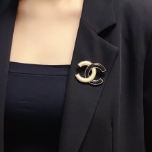 一目惚れ♪ Chanelシャネル コピー レディース カフリンクス