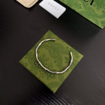 大人気 Gucciグッチ n級品 レディースブレスレット