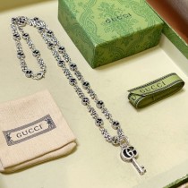 日本未入荷 Gucciグッチ 激安偽物 ネックレス