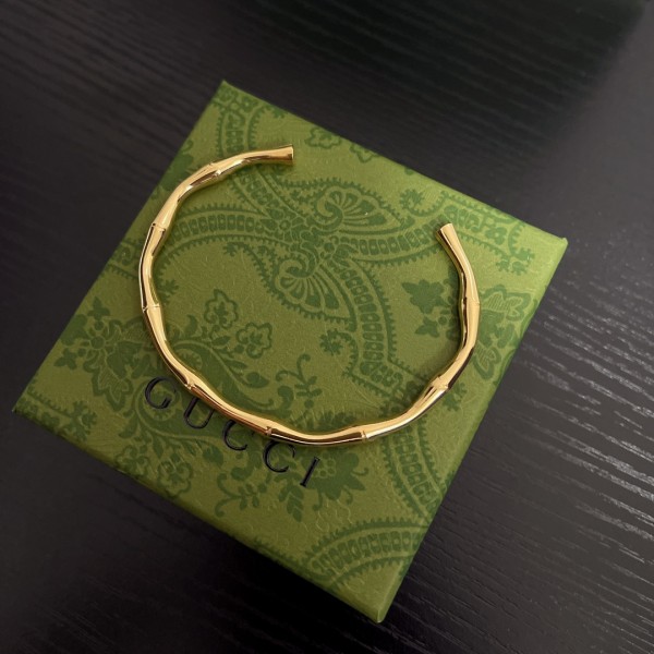 ★超人気 Gucciグッチ スーパーコピー レディースブレスレット