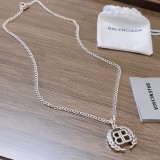 日本未入荷 バレンシアガ スーパーコピー ネックレス