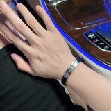 追跡付 Versace ヴェルサーチ コピーおすすめ ブレスレット
