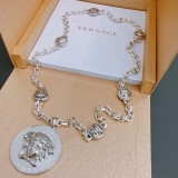 【話題商品！】Versace ヴェルサーチ 激安通販 ネックレス