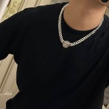 入手困難 Versace ヴェルサーチ コピーおすすめ ネックレス