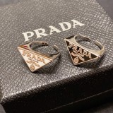 大人気 Prada プラダ コピー リング