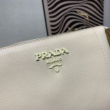 一目惚れ♪ Pradaプラダ コピー レディースショルダーバック
