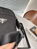日本未入荷 Pradaプラダ コピー レディースショルダーバック