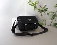 高品質 Pradaプラダ コピーおすすめ メンズショルダーバック