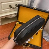新作 Fendiフェンディn級品メンズショルダーバック