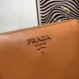 累積売上総額第１位！Pradaプラダ 激安通販 レディースショルダーバック
