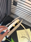 大人気 Fendiフェンディ コピー レディースショルダーバック