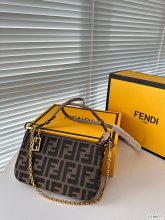 使い勝手良し Fendiフェンディn級品レディースショルダーバック