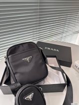 日本未入荷 Pradaプラダ コピー レディースショルダーバック