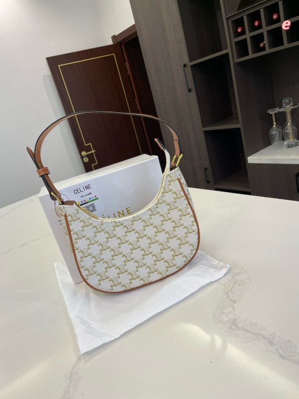 使い勝手良し Celineセリーヌ n級品 レディースショルダーバック