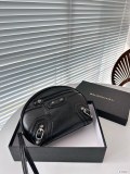 入手困難 Balenciagaバレンシアガ激安偽物 レディースショルダーバック
