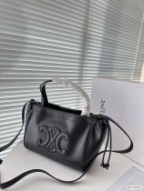 累積売上総額第１位！Celineセリーヌ 激安偽物 レディースショルダーバック