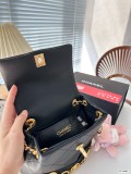 【話題商品！】Chanelシャネル コピーショルダーバック