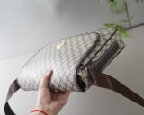 累積売上総額第１位！Gucciグッチ スーパーコピー メンズショルダーバック
