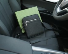 使い勝手良し Gucciグッチ スーパーコピー メンズショルダーバック