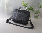 新作 Gucciグッチ 激安偽物 メンズハンドバック