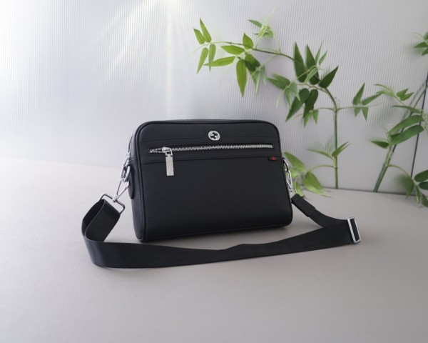 稀少 Gucciグッチ コピーおすすめ メンズショルダーバック