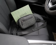 【話題商品！】Gucciグッチ コピーおすすめ メンズショルダーバック