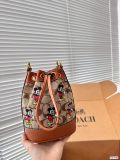 日本未入荷 Coachコーチ 激安通販 ショルダーバッグ